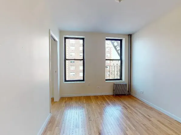 428 East 116th Street image 1 of 8