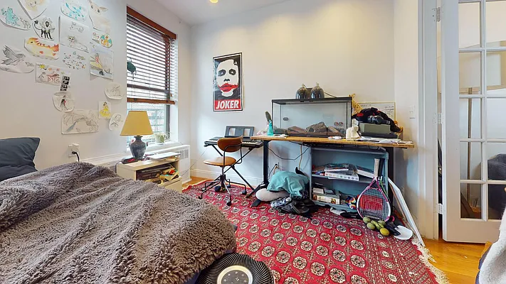 Rented by Bond New York | media 4