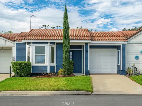 1667 Club Dr, Pomona, CA 91768