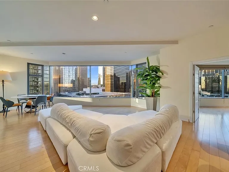 801 S Grand Ave #1305 — Photo 6