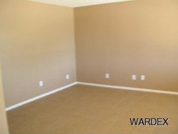 2nd image of 521 S Navajo Ave