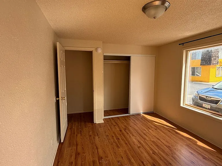 2124 Arthur St #15 — Photo 4