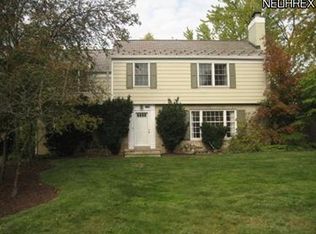 21187 Byron Rd, Shaker Heights, OH 44122