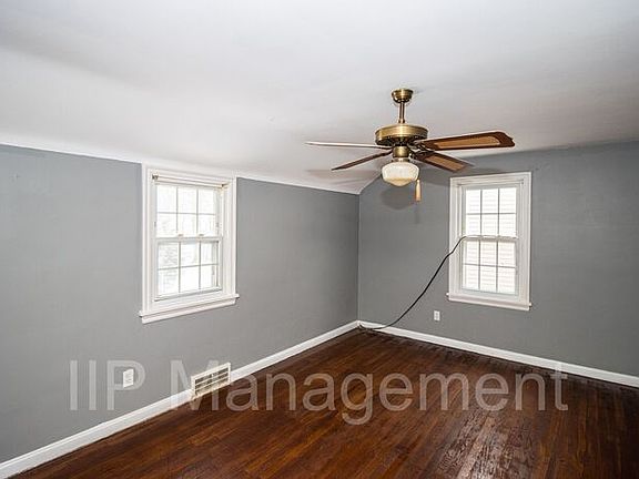 5th image of 24330 Glenbrook Blvd