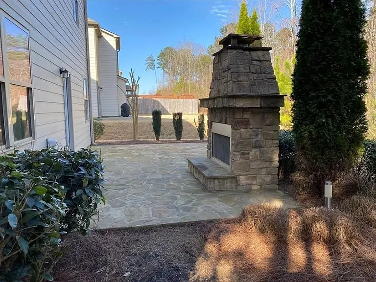 1030 Delo Ln — Photo 3