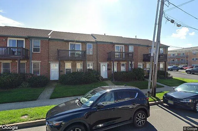 99 McCabe Ave #4 — Photo 35