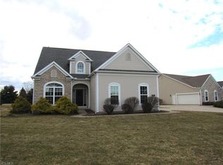 632 Avon Dr, Aurora, OH 44202