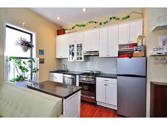 Sold by Keller Williams Realty Empire | media 36