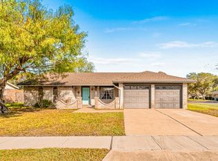 219 Terlingua Dr, Portland, TX 78374