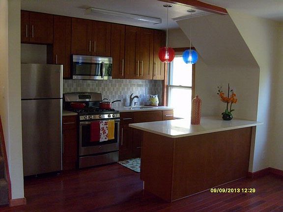 3rd image of 8848 238th St
