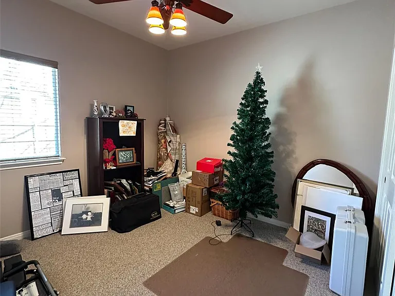 2121 Settlers Park Loop — Photo 17
