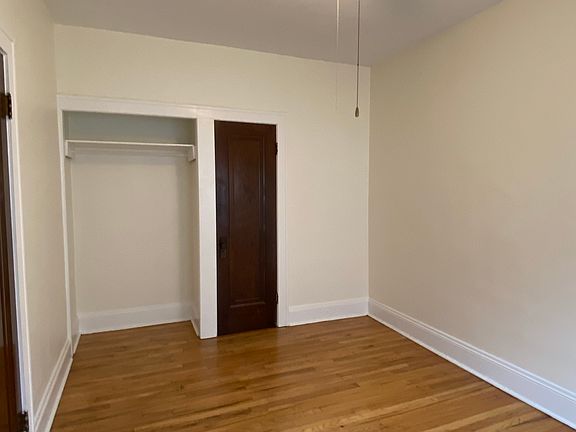 5th image of 1326 W 116th St APT 12