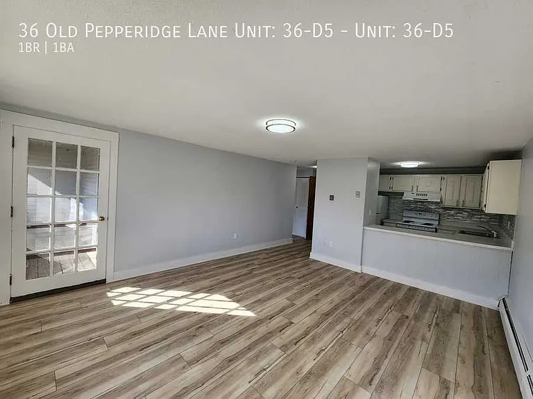 36 Old Pepperidge Ln #D5 — Photo 7