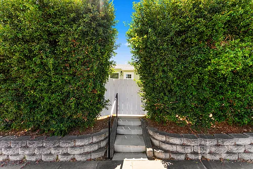 2075 Reed Ave #2075 Photo 1