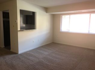304 Stevens Cir APT 3C, Aberdeen, MD 21001