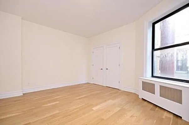 Sold by Raz Realty | media 10