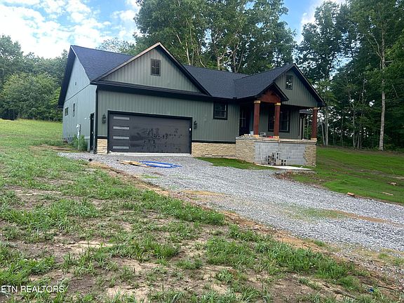 4th image of 214 Georgee Rd