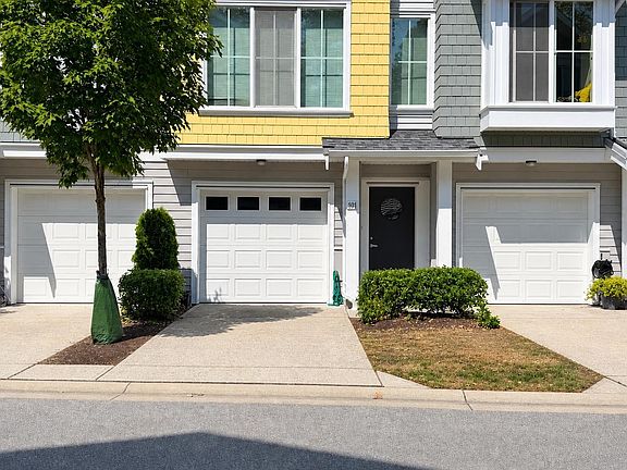 2nd image of 5550 Admiral Way #101