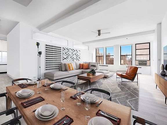 3rd image of 252 W 30th St APT 11B