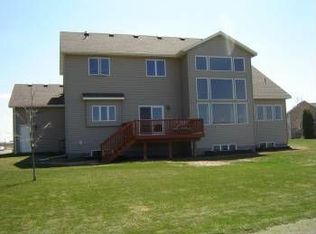 1601 Grizzly Ln, Sartell, MN 56377