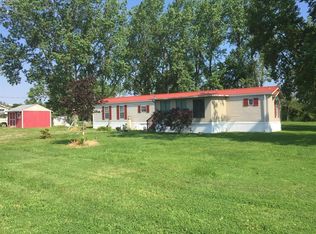 3389 W Harbor Rd, Port Clinton, OH 43452