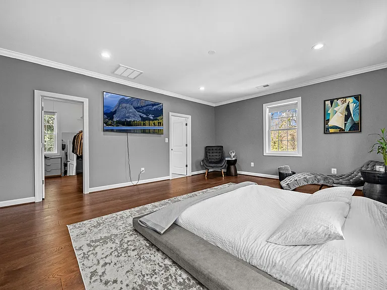 3803 Estel Rd — Photo 18