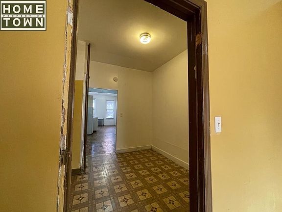 3rd image of 265 23rd St #1