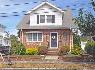 42 Emerson Rd, Milton, MA 02186