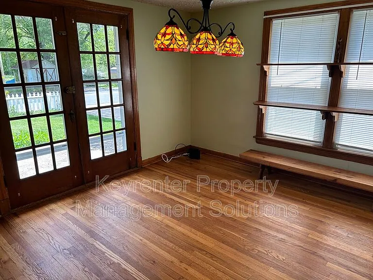 3922 Churchville Ave — Photo 13