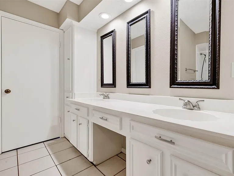 18111 Shireoak Dr — Photo 41
