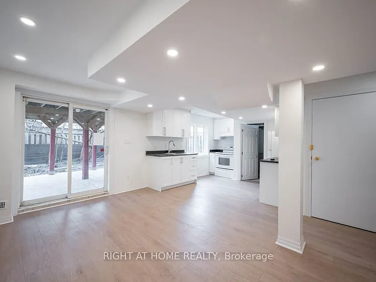 35 Echoridge Dr #BASEMENT — Photo 7