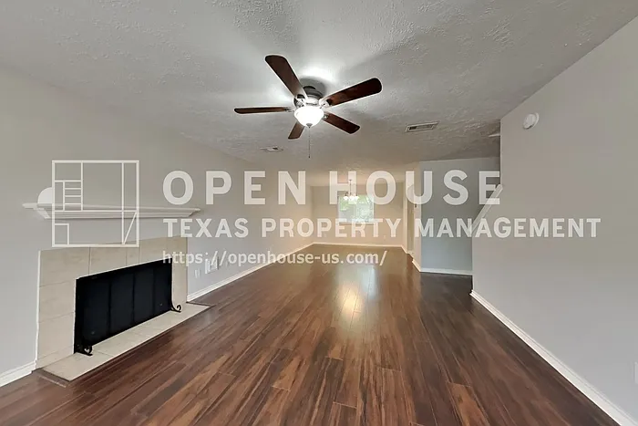 21504 Palace Pines Dr — Photo 3