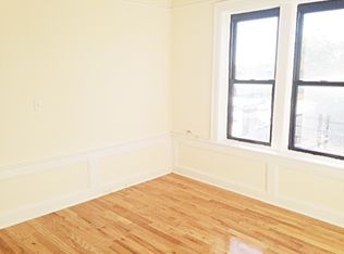 284 E 31st St #3, Brooklyn, NY 11226