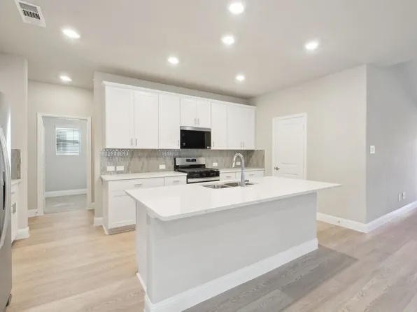 342 Iris Rd, Lavon, TX 75166