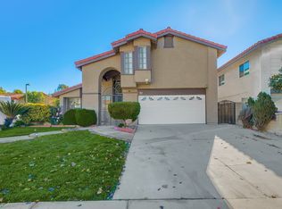 22 Old Wood Rd, Pomona, CA 91766