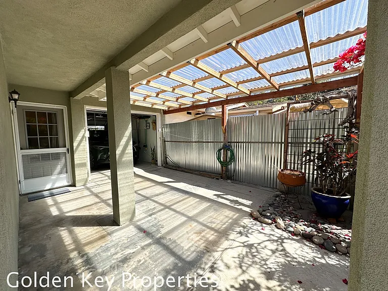3577 Mira Pacific Dr — Photo 28