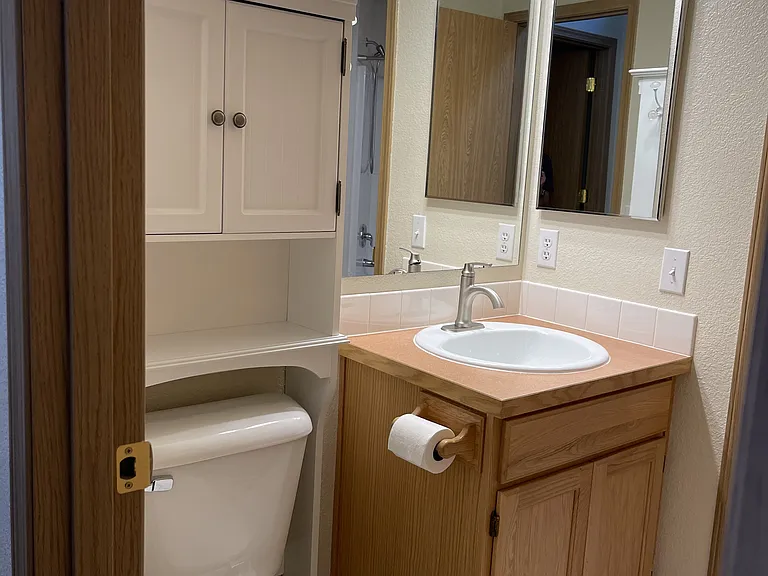 1544 Derby Ln SE — Photo 20