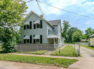 3295 W 46th St, Cleveland, OH 44102