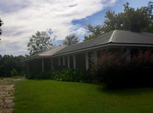 9086 Sylvarena Rd, Wesson, MS 39191