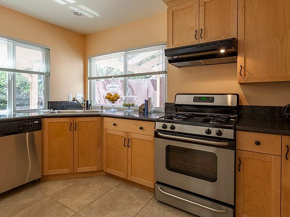 4th image of 417 San Vincente Cir