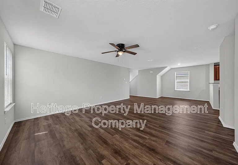 6326 Willow Point Blvd — Photo 8
