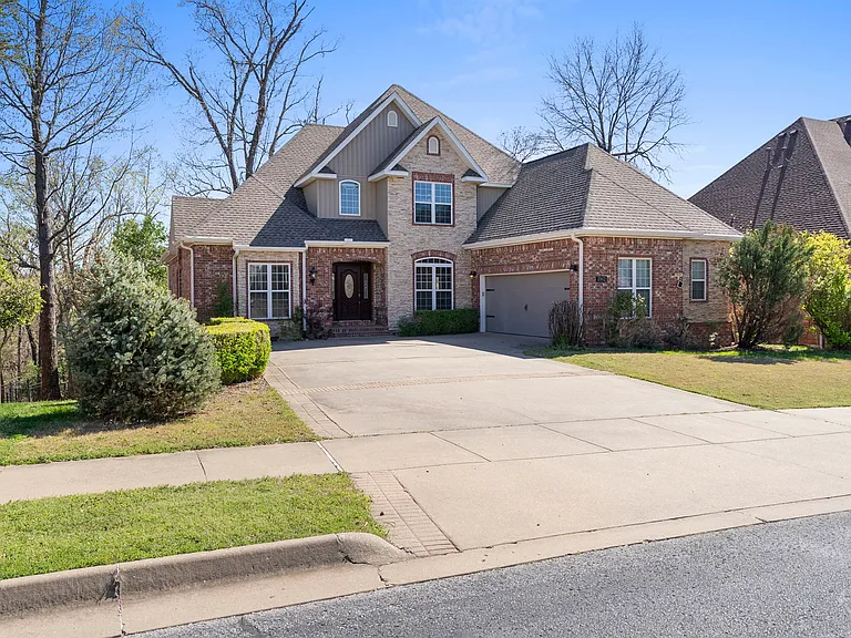 3902 NE Cadbury Ave — Photo 41
