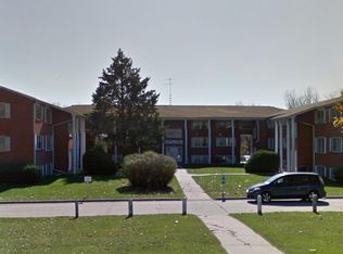 905 W Benton St #14, Iowa City, IA 52246