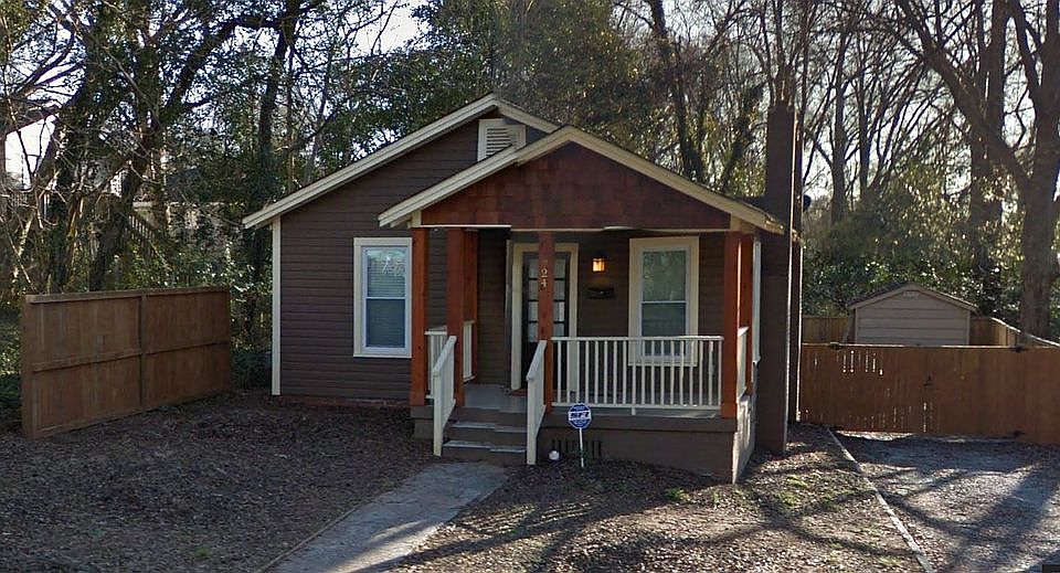 2nd image of 724 E 17th St