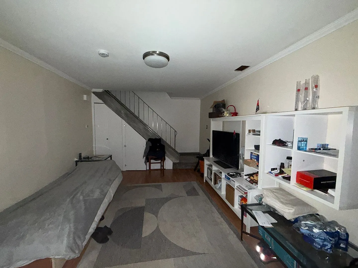 2 Bedroom Condo in Wheeling! — Photo 2