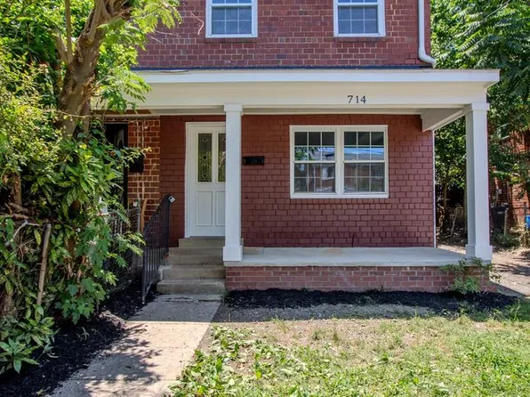 714 Four Mile Rd, Alexandria, VA 22305