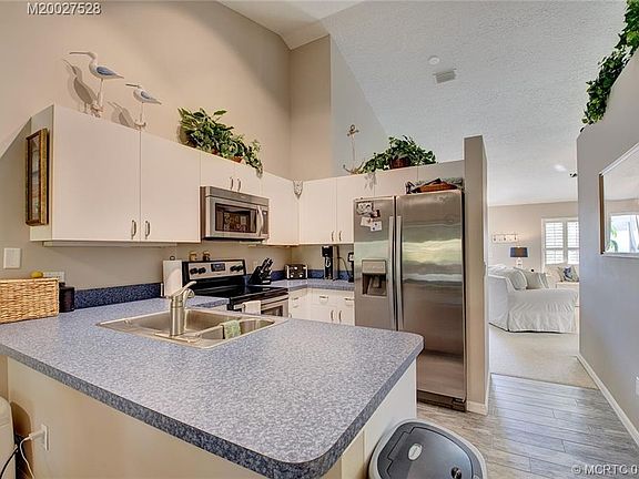 3rd image of 1043 NW Tuscany Dr