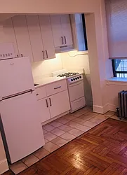 Rented by CENTURY 21 Sunny Gardens Realty, Inc.