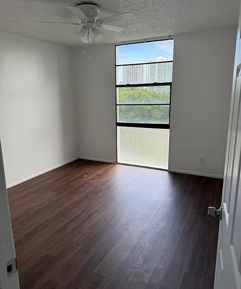 3475 N Country Club Dr #508 — Photo 8