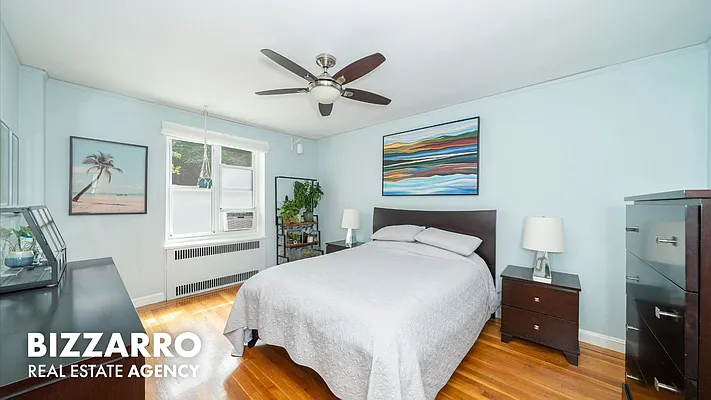 Bedroom, photo 2